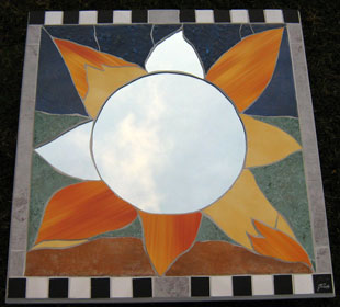 Mosaik "Sonne - Leben / Frau" - (c) Wolfgang Cordes